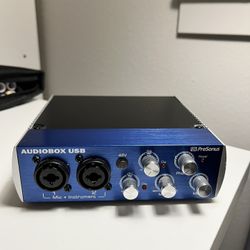 PreSonus AudioBox USB 48v & Audio-Technica AT2035 Microphone 