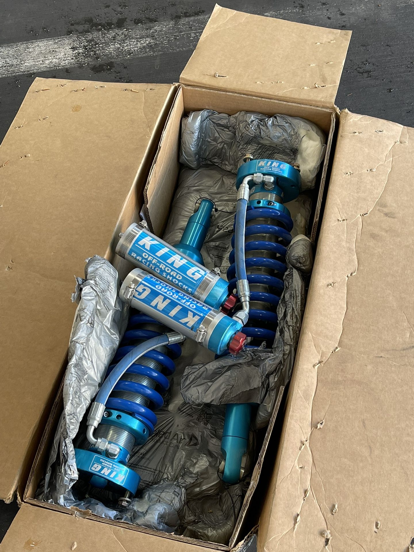 TACOMA KING SHOCKS (FRONT AND REAR)