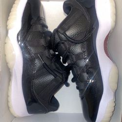 air Jordan 11 low