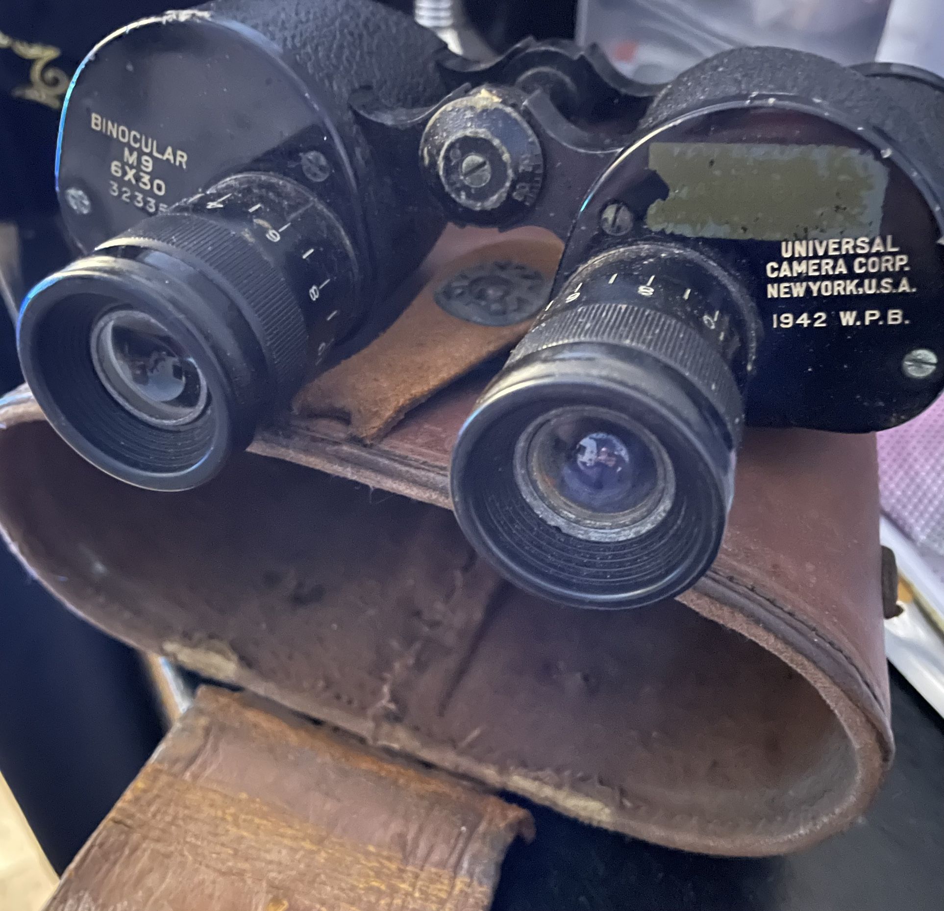 M9 Binocular WW II Era 1942 6X30 Universal Camera Corp New York USA