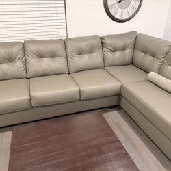 Sectional Sofa