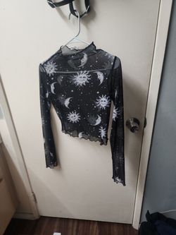 Sun and moon crop top