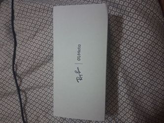 LOOK BRAND NEW RAY BAN WAYFARER