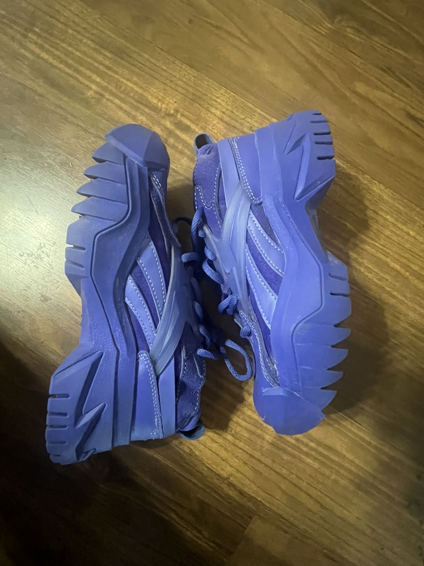 Reebok Kids Cardi B Club C V2 Shoes Size 1 Purple Sneakers