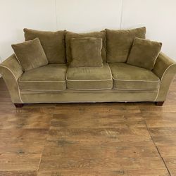 Klaussner Couch Sofa *Free Delivery*