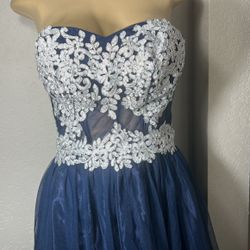 Dress Size  5  $7