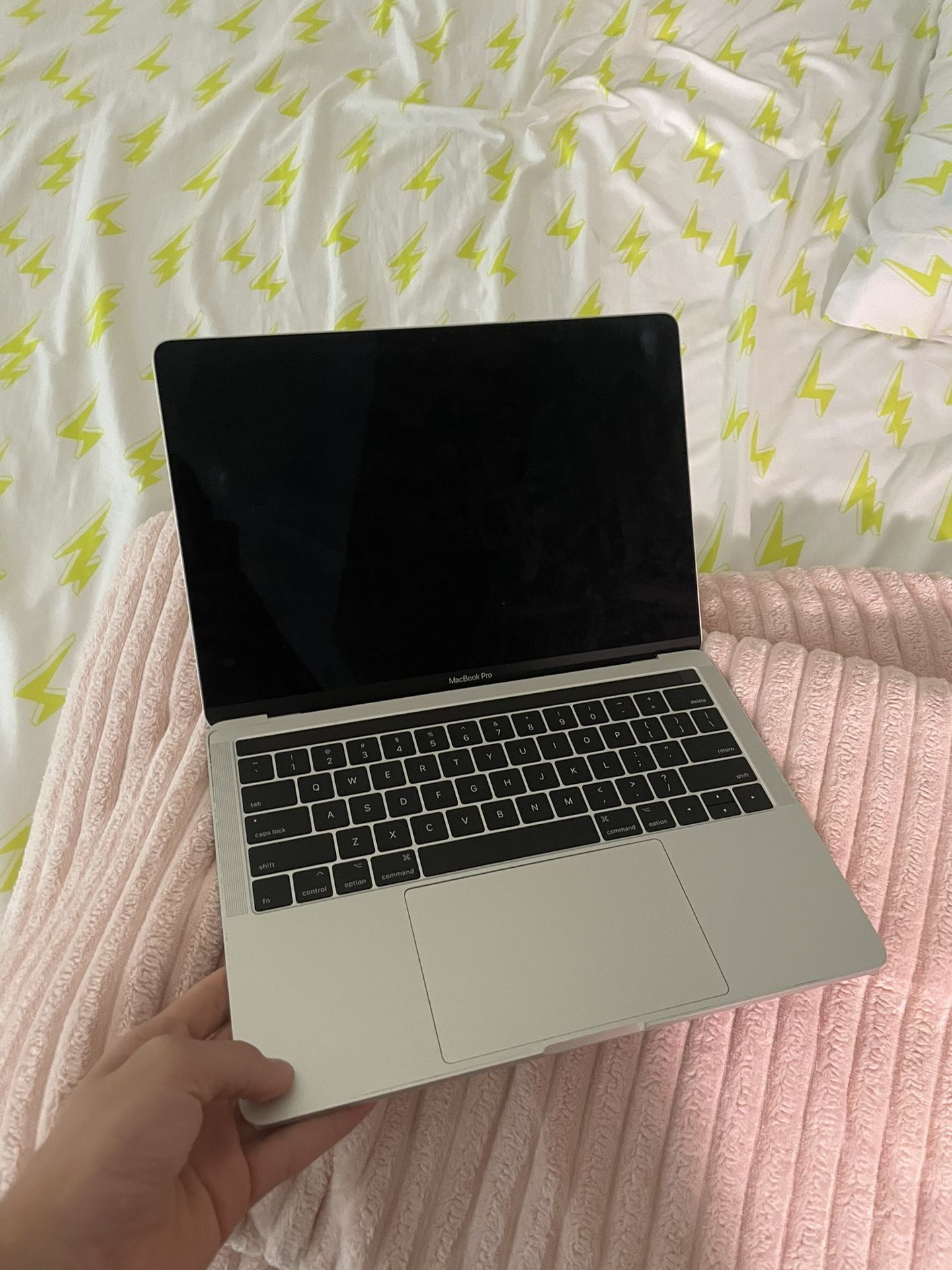 Macbook Pro 2018 Intel Chip