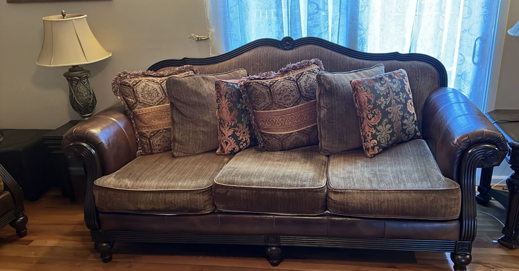Couch Set