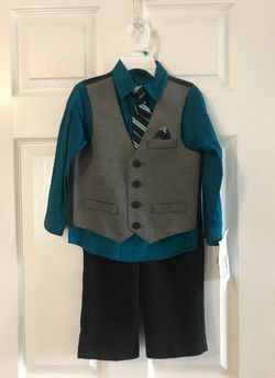 3T Dockers four piece suit.