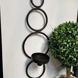 Home interiors Contemporary Metal circles Candle holder