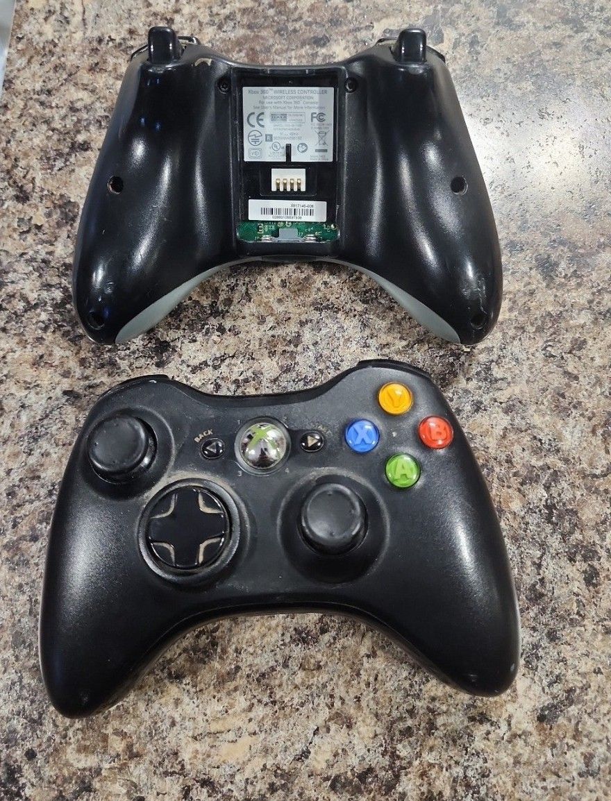 Xbox 360 Controllers No Battery Backs for Sale in Apple Valley, CA ...