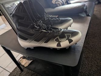 Men Cleats Under Armour Size 16