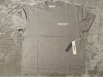 NEW Fear of God Essentials Desert Taupe T-Shirt (Size XS) 100% Authentic✅
