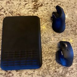 Logitech Mouse 2x & Mouse pad