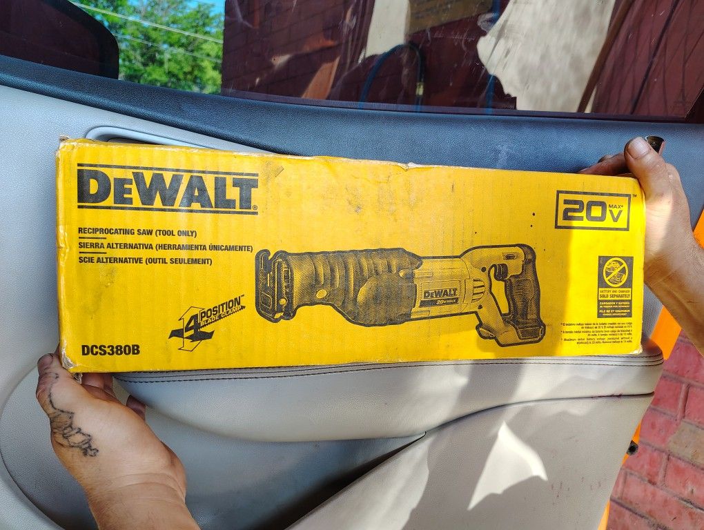 DeWalt