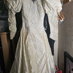 Wedding Dress With Vale And Bouquet 