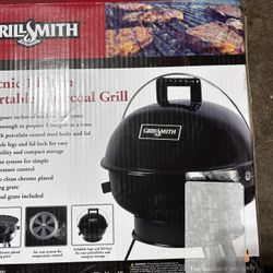 Grillsmith Portable charcoal Grill 14”