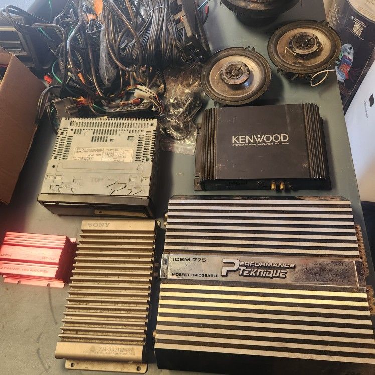 Car Audio Amps And Speakers