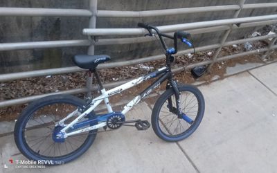 Kids bmx bike