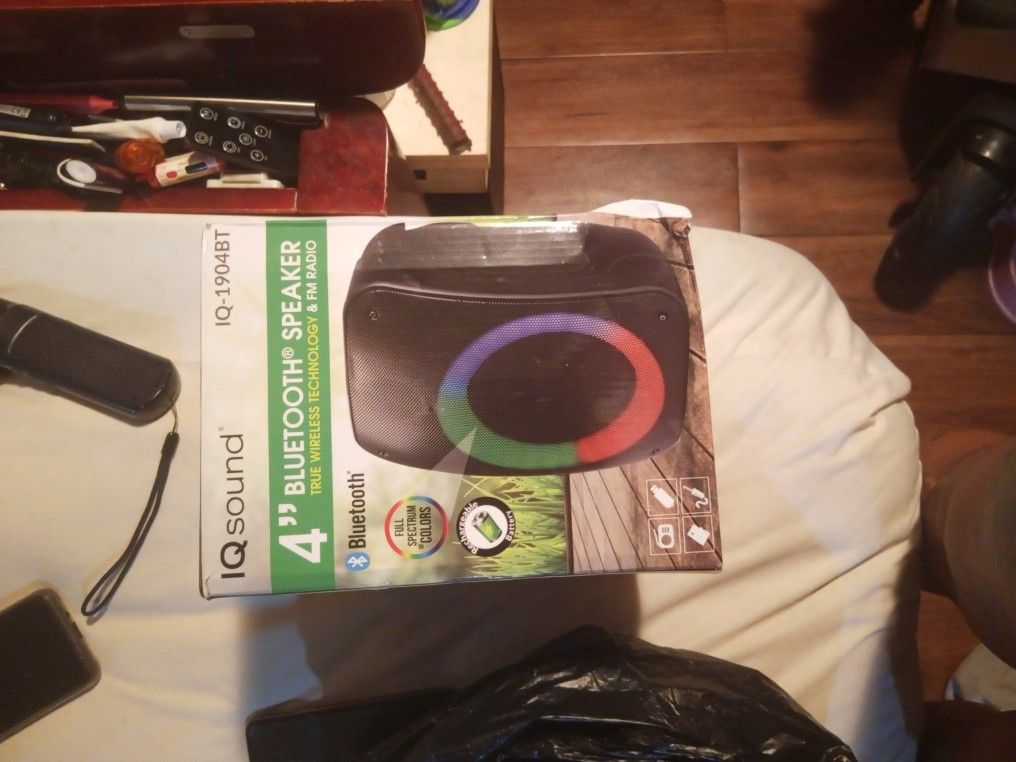 Iq sound 4" Bluetooth Speaker 