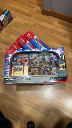 MEGA LUCARIO FIGURE COLLECTION
