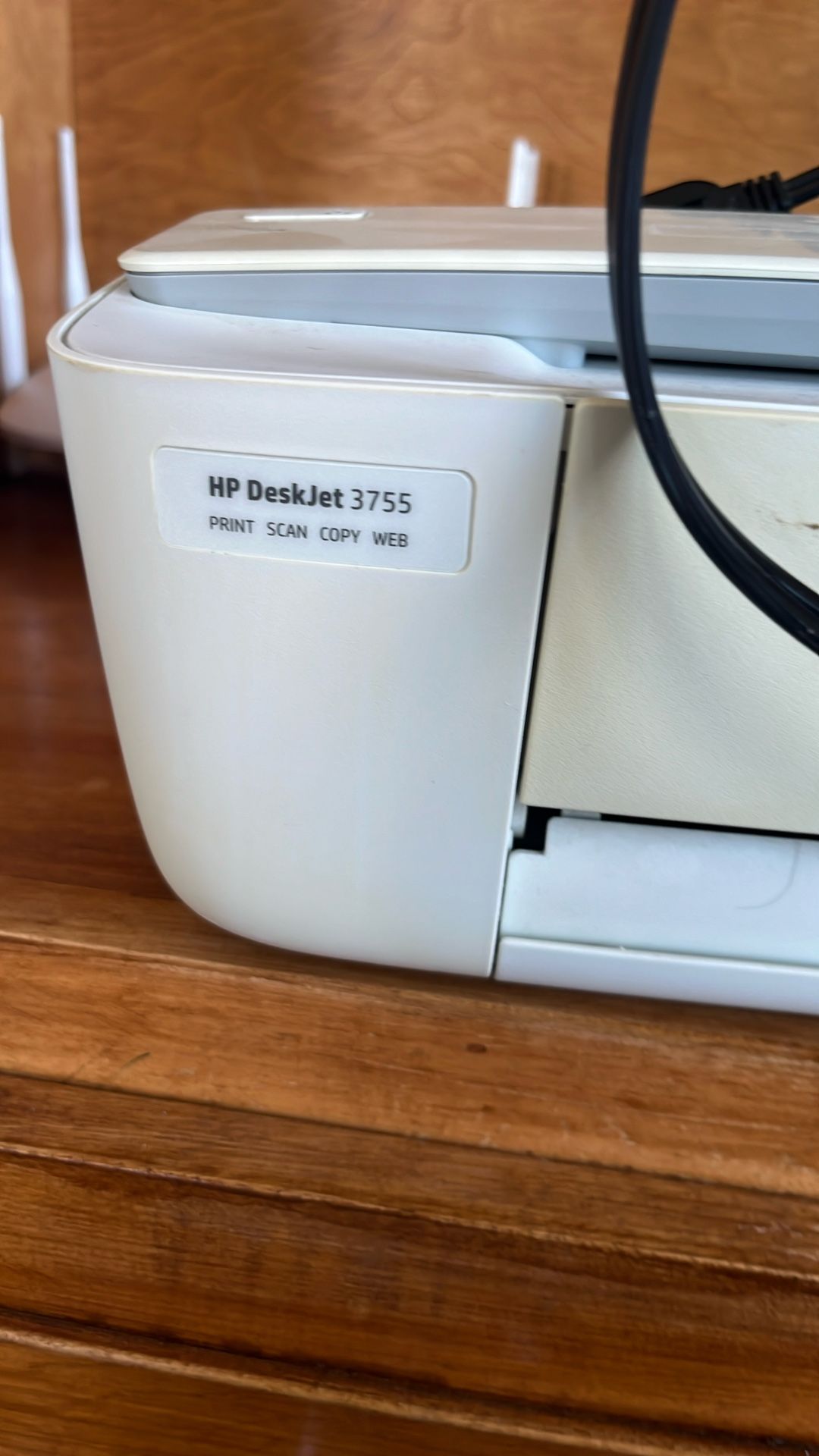 HP Deskjet 3755