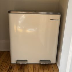 Songmics Trash and Recycle Can  