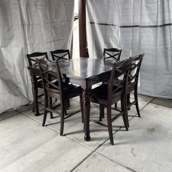 Tall Table And Chairs 