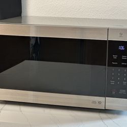 LG Microwave 