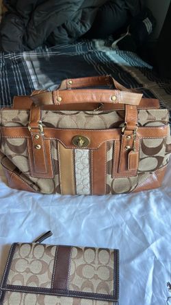 Coach vintage and wallet $185 las dos