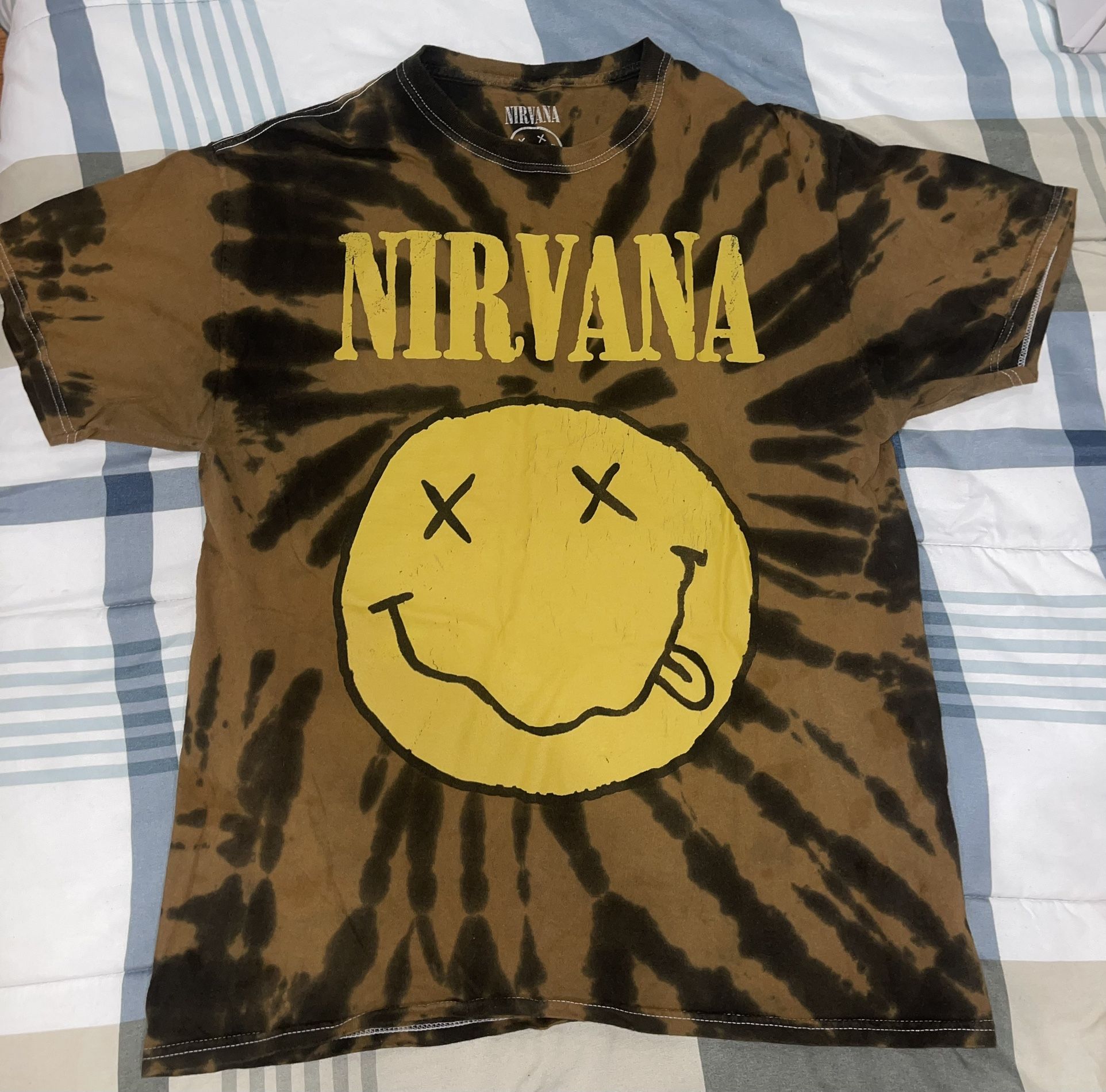 Camisa Top Nirvana Swirl Smile