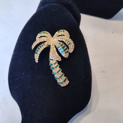 Sparkly PALM TREE PIN. GOLDTONE with Clear & Green Faux Stones In Various Sizes And Shapes