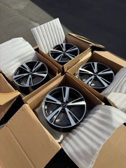 Brand New Audi RS3 Original Black Optics Package 19” BBS Wheels Made In Germany