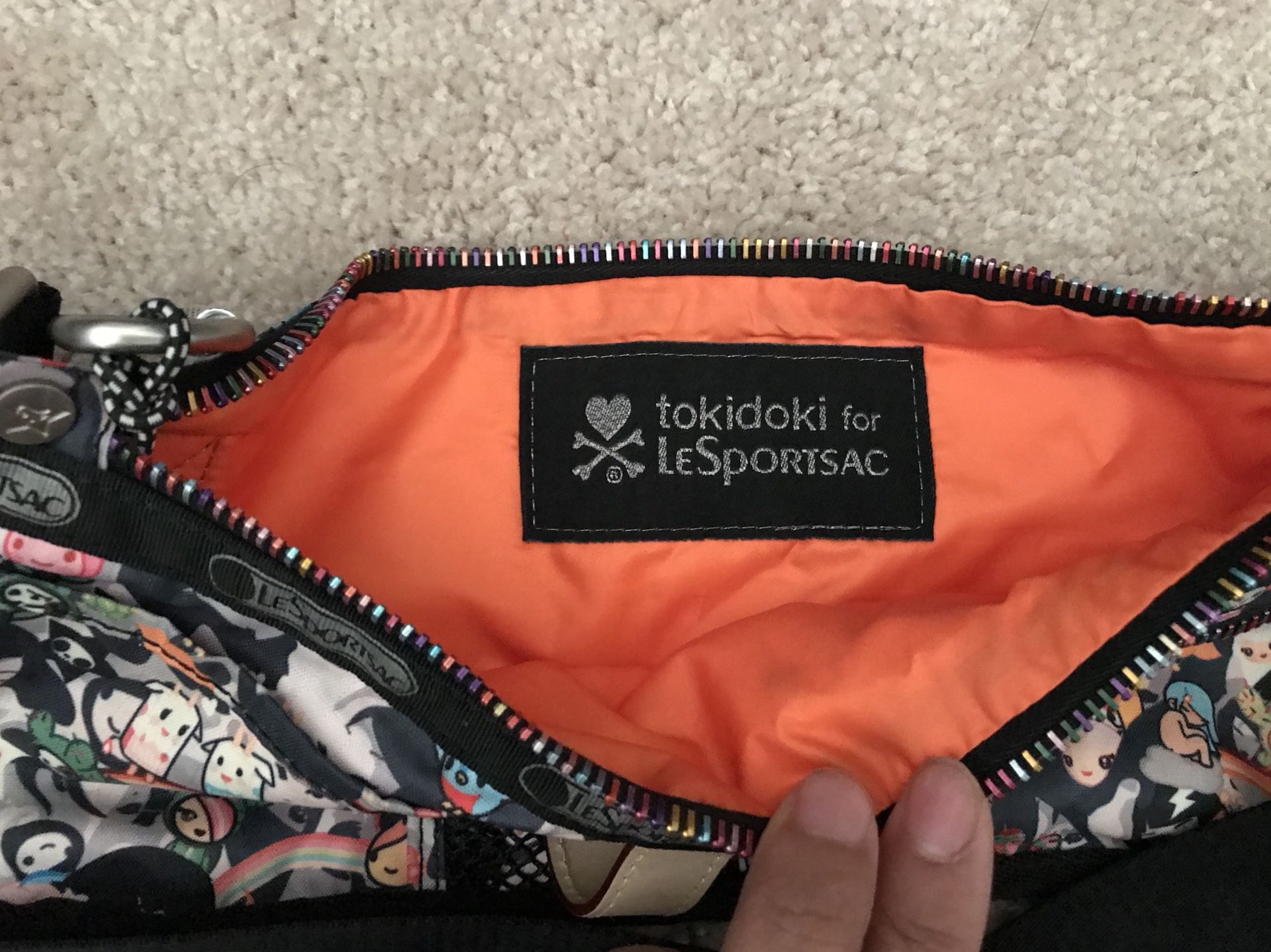 Tokidoki LeSportsac Tote Bag for Sale in Tacoma, WA - OfferUp
