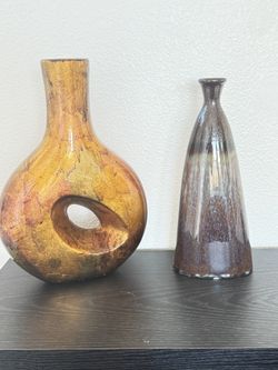 Set of 2 Decorative Ceramic Vases