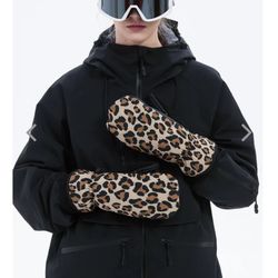 Water-Resistant Stretch Fabric Leather Palm Warm THINSULATE Connected Gloves Clip Warmth, Breathable, Comfort and Waterproof , Snowverb, $20