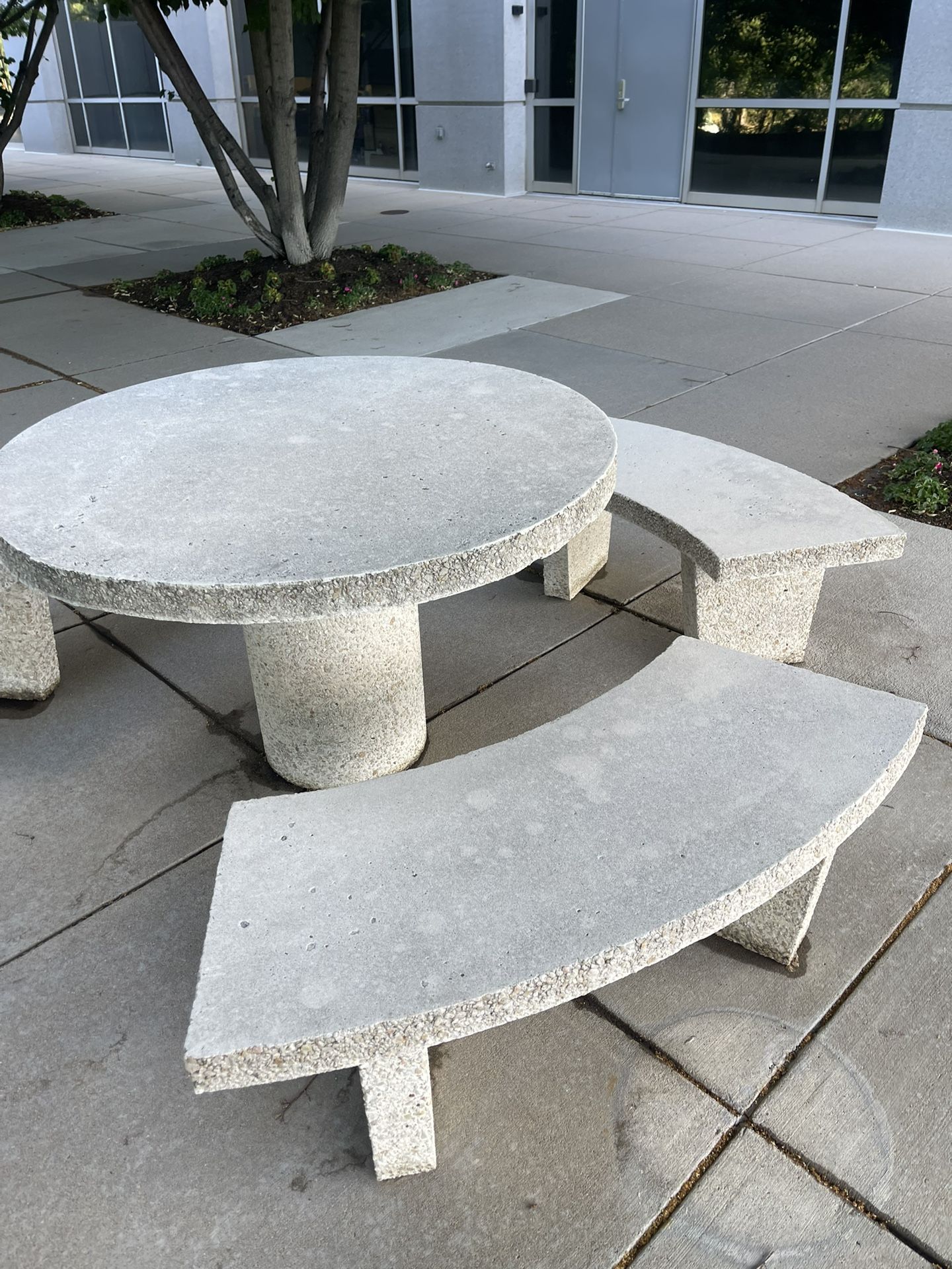 Concrete Table And Chairs 