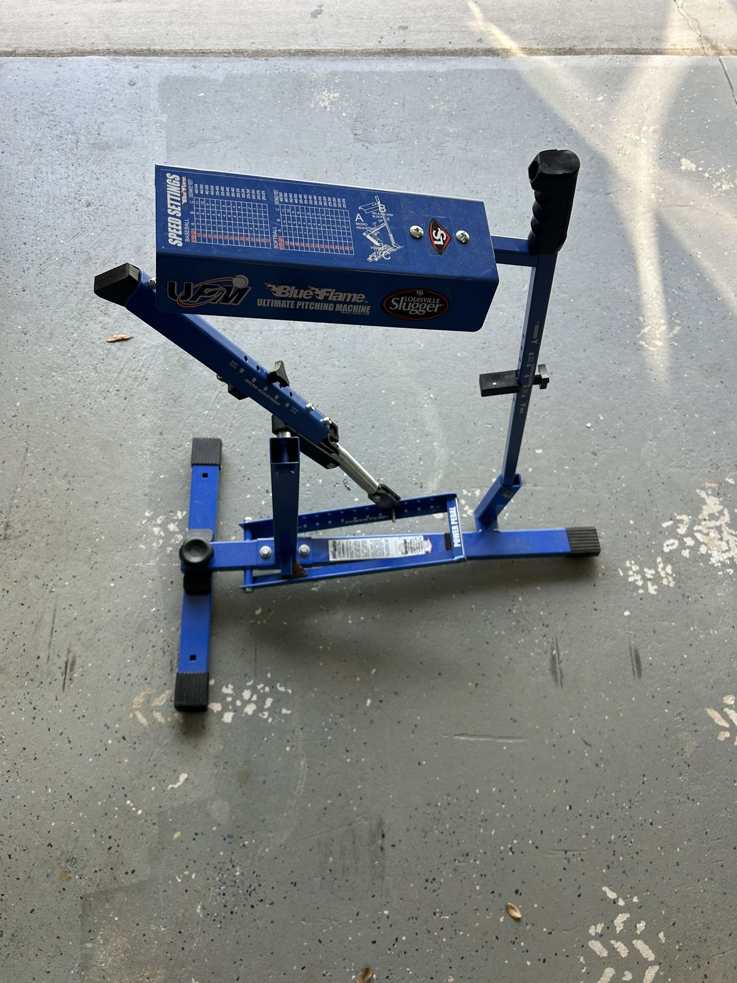 Blue Flame Pitching Machine