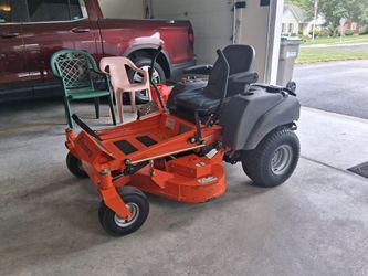 Husqvarna hydrostatic zero turn mower