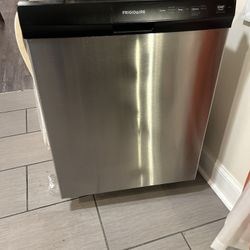 Frigidaire Dishwasher