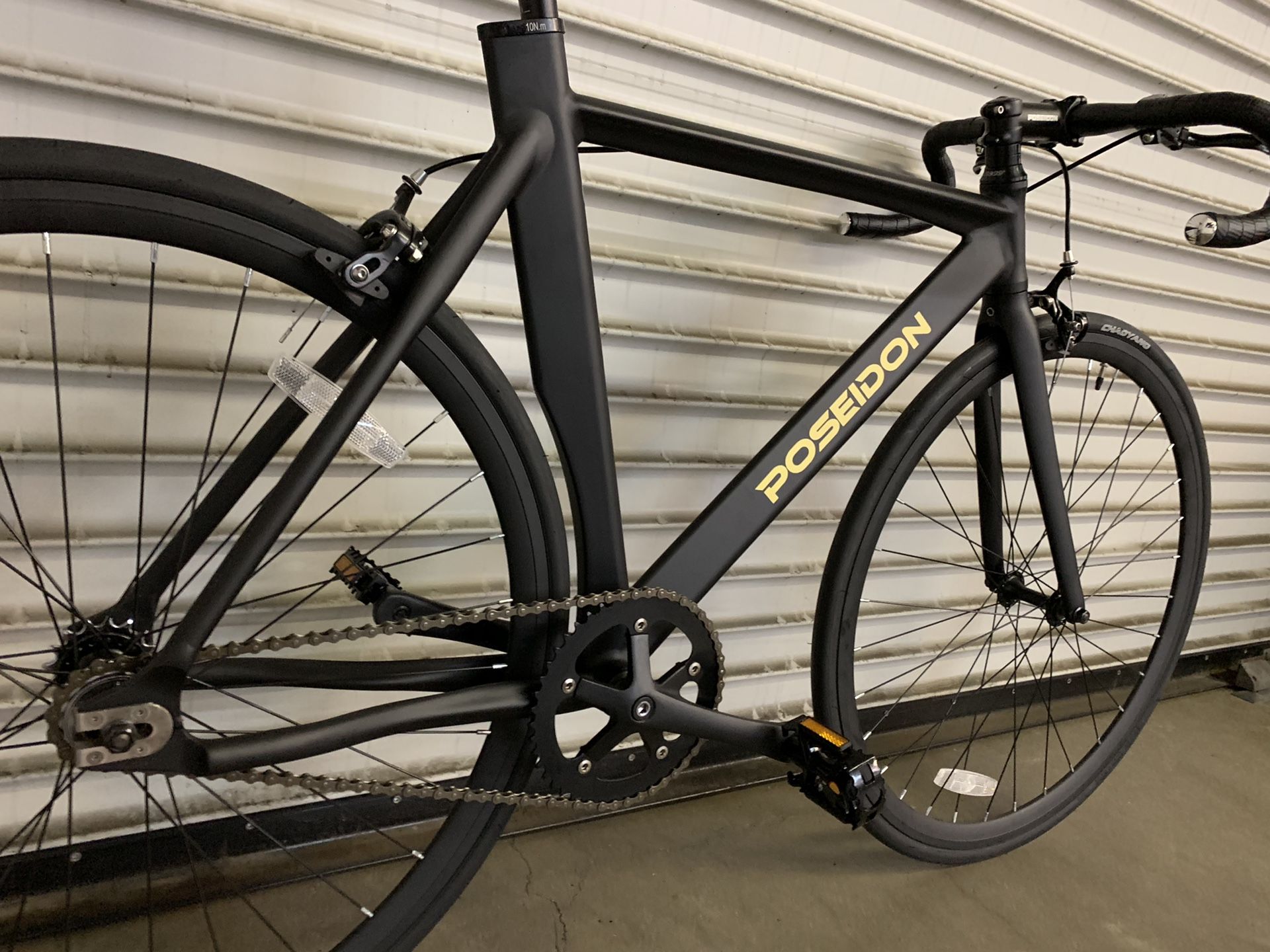 Poseidon track cheap bike