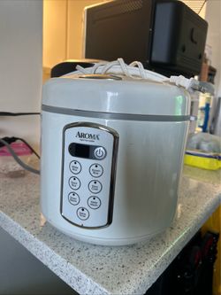 Aroma Rice cooker ARC-2000. Can cook 4-20 cups of rice. Used few times and kept in a storage. Cash and pick up only.