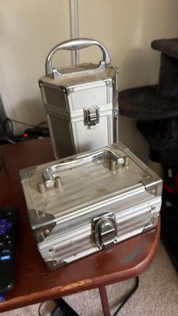 Make up boxes