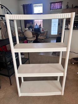 Plastic shelf