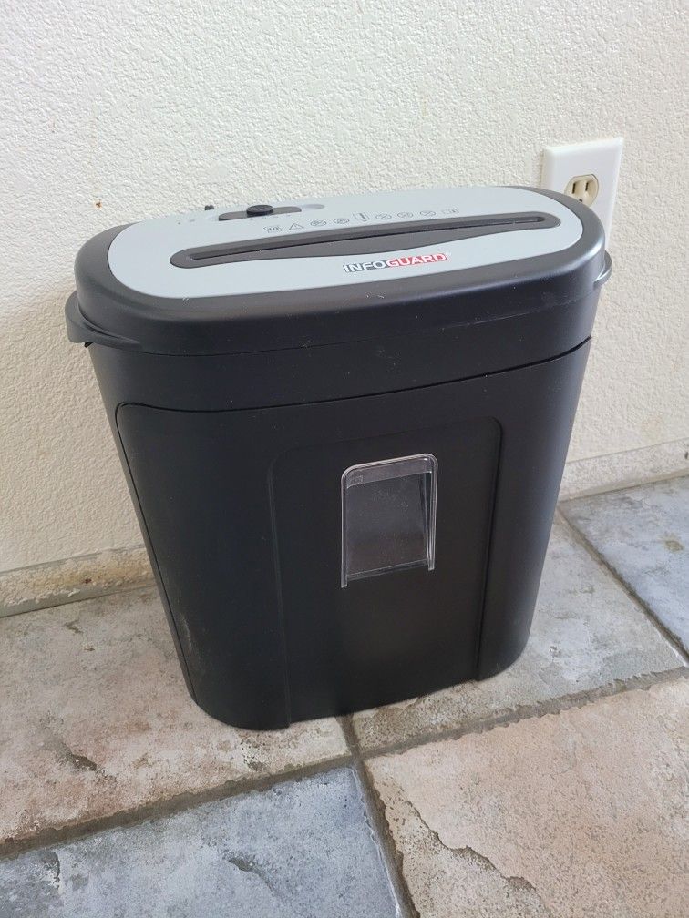 Infoguard 10 Sheet High Security Paper Shredder