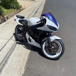 2003 Yamaha R6