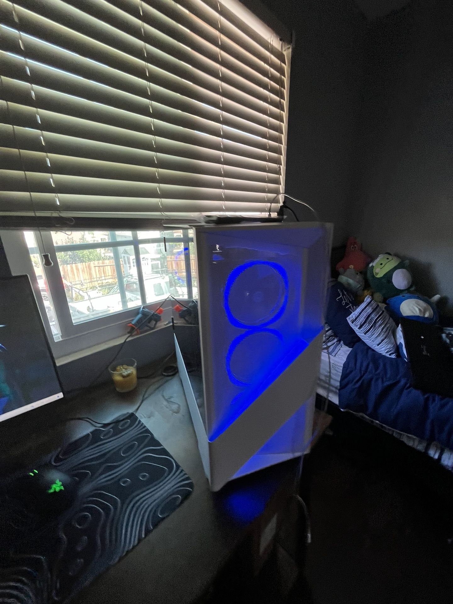 Cyber Power Pc *bought It For 1600 Includes Keyboard And Mouse*