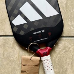 Adidas Metalbone Pickleball Paddle