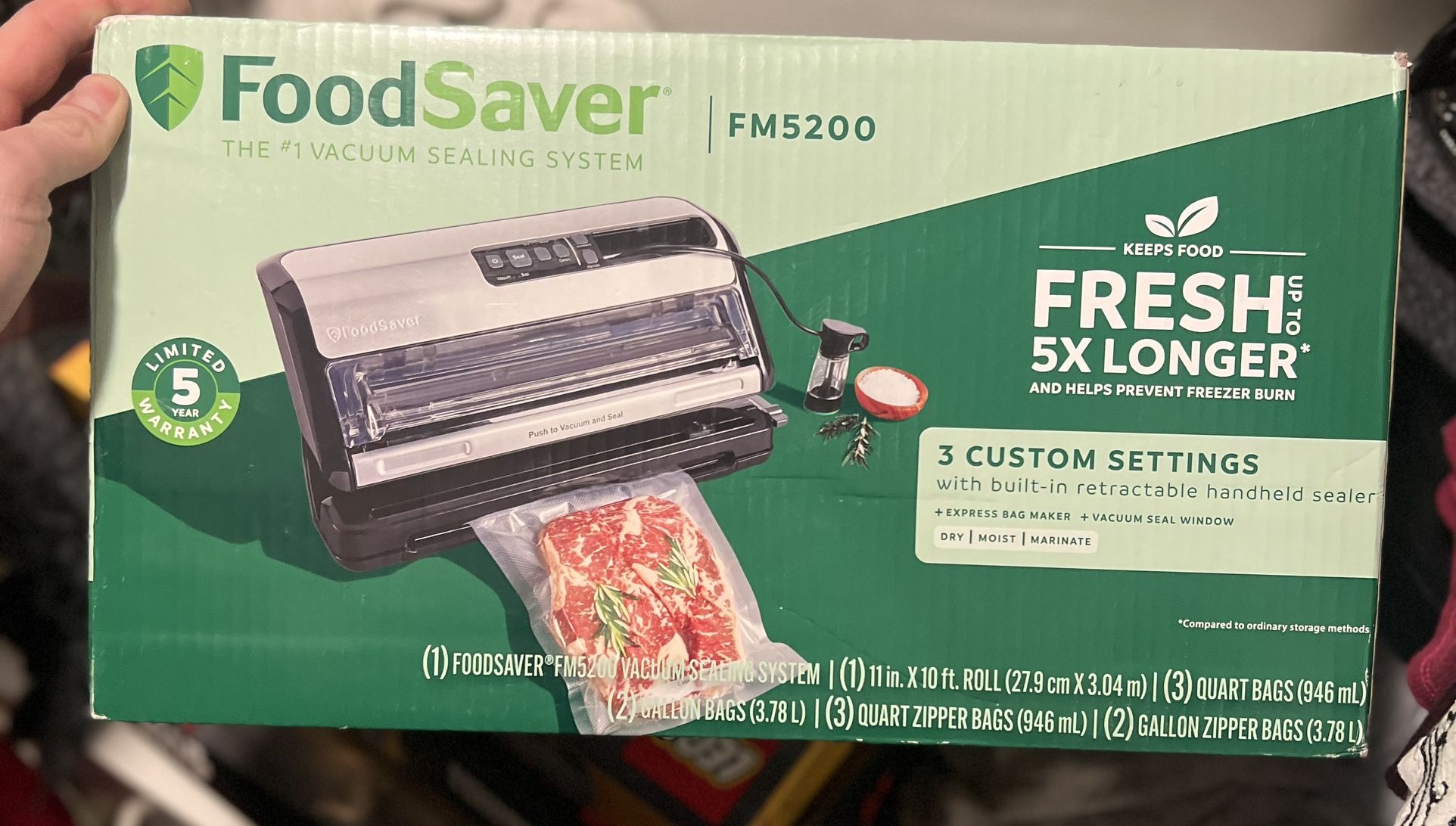 FoodSaver Vacuum Sealer System! Brand New Never Been Opened!!