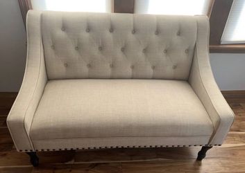 Jamila Tufted Loveseat